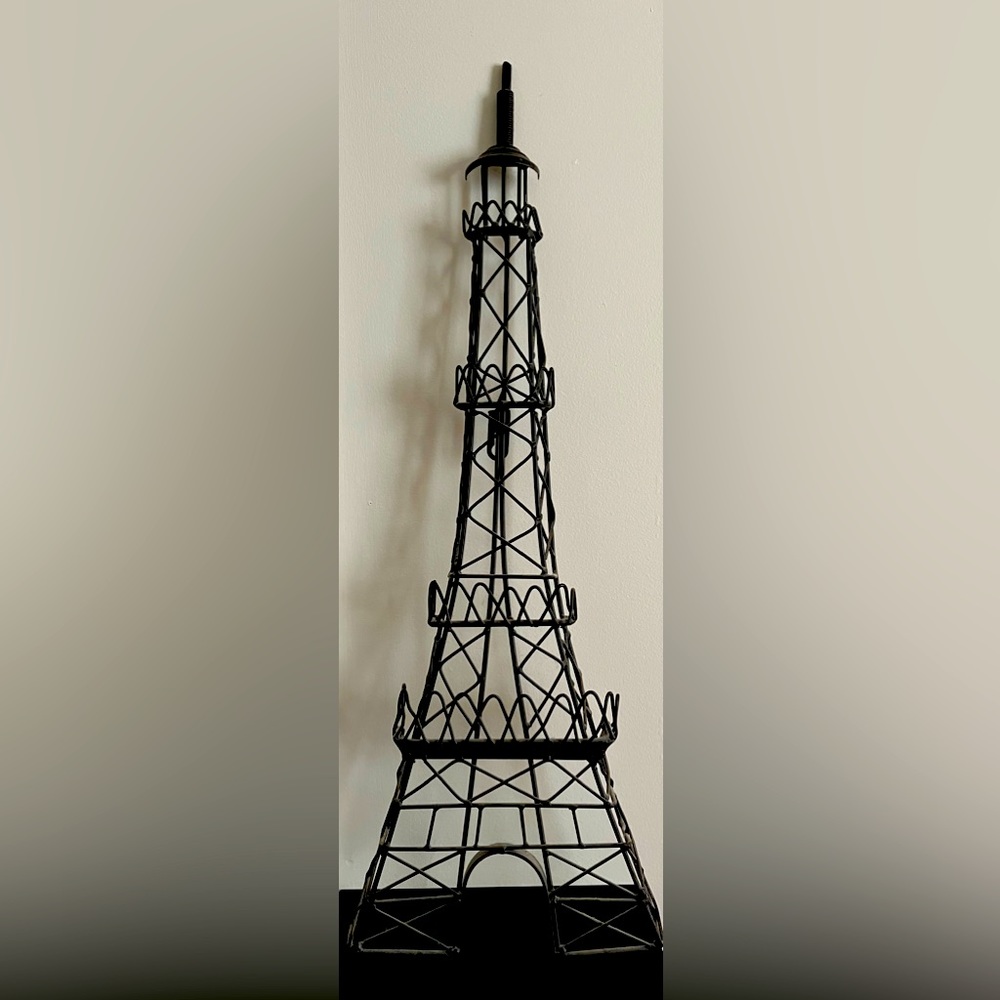 Eiffel Tower jewelry holder